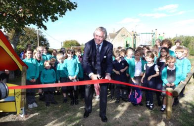 The Duke of Marlborough officially opens the Wootton Memorial Field Playground.