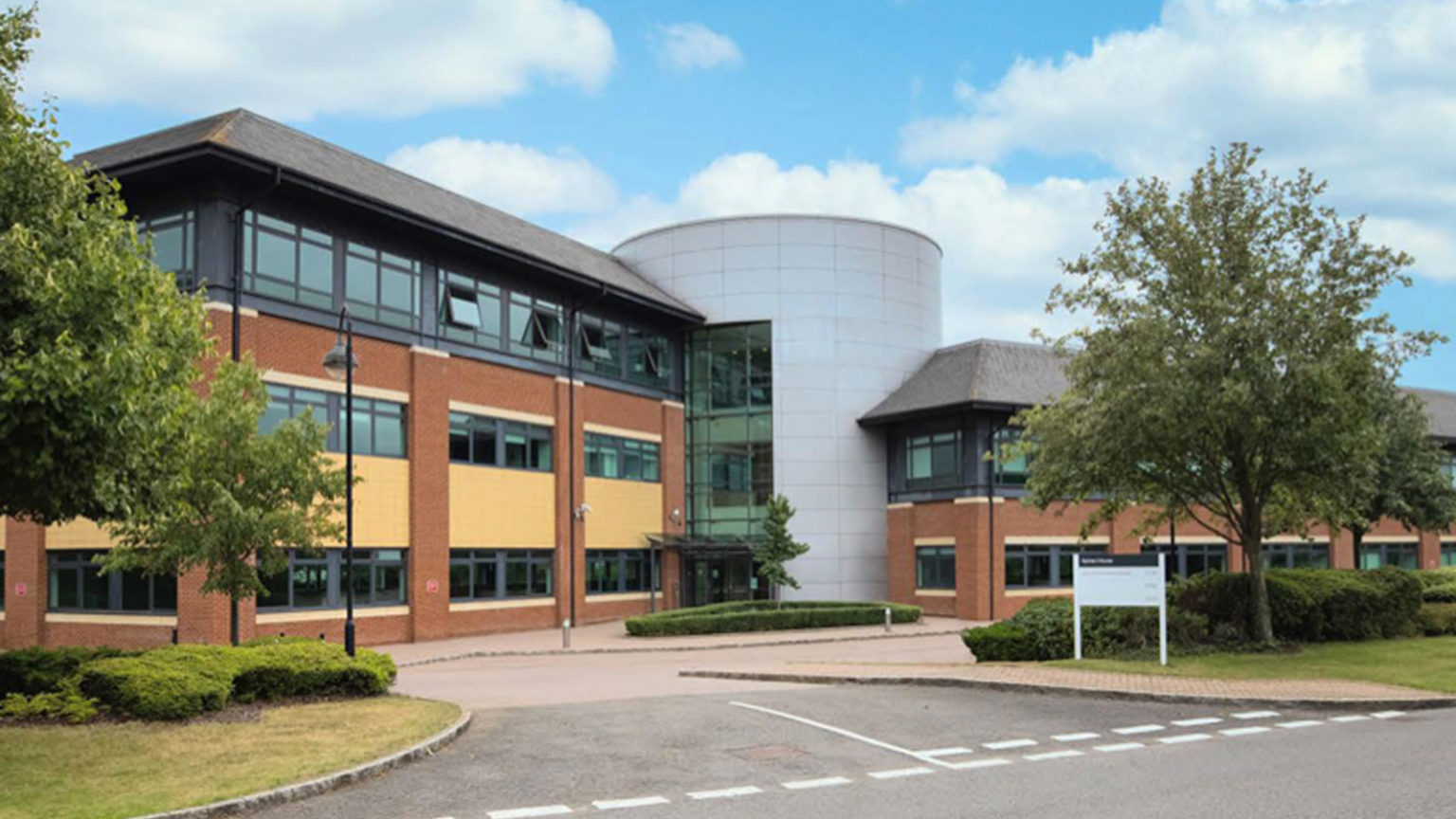 Arlington expands Oxford Business Park ownership with Spires House